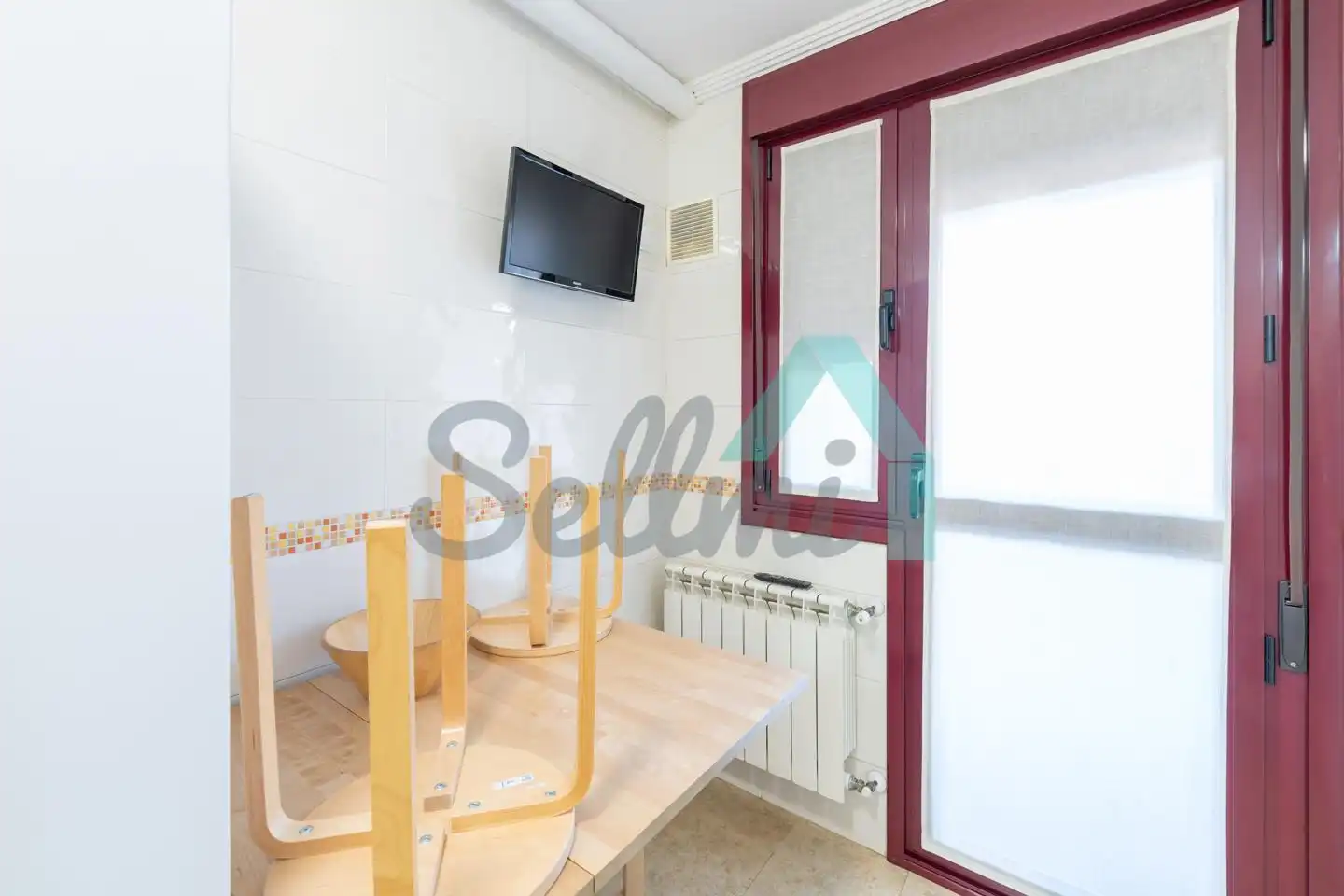 Wohnung zur Miete in Calle Puerto San Isidro, Teatinos - Los Prados