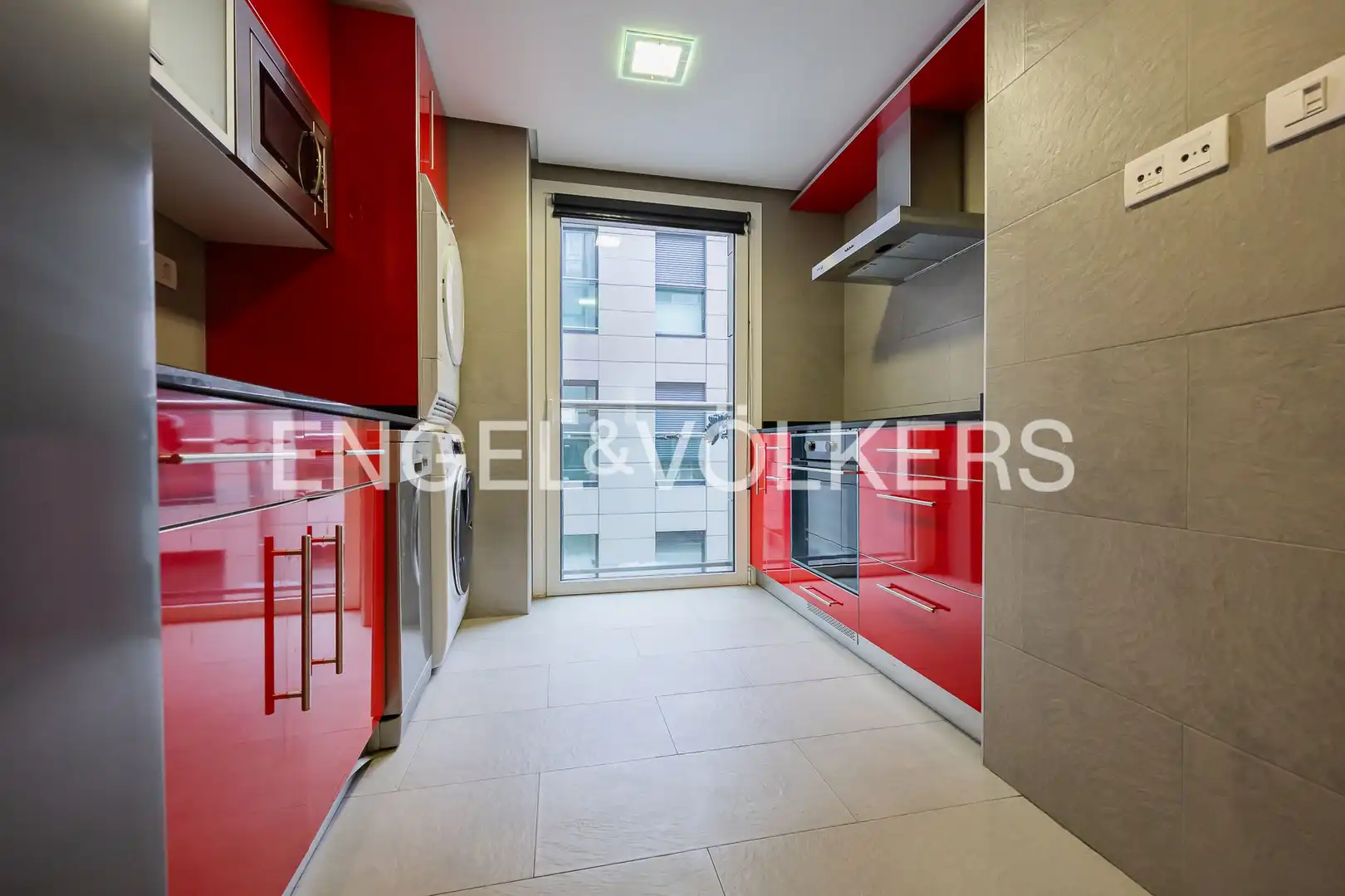 Kitchen of Flat for sale in Bilbao   with Air Conditioner, Heating and Parquet flooring