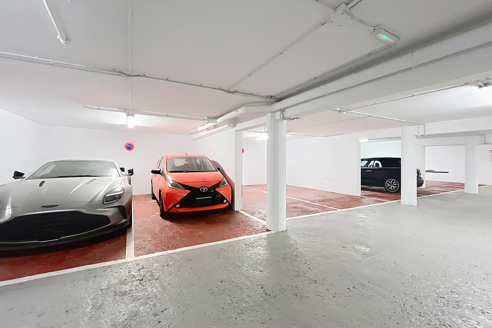 Aparcament de Apartament en venda en Escaldes – Engordany amb Aire condicionat, Terrassa i Traster