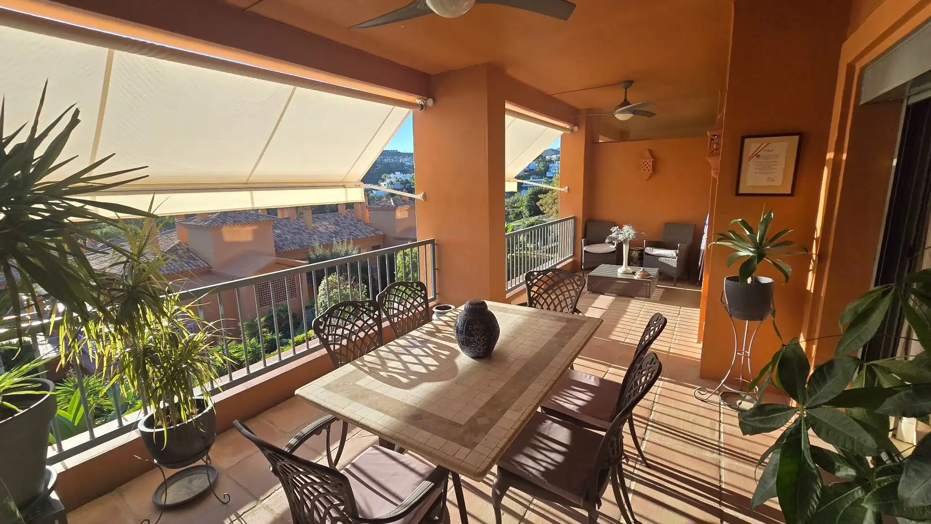 Piso con piscina en venta en Pico de Alcazaba 21, imagen 4