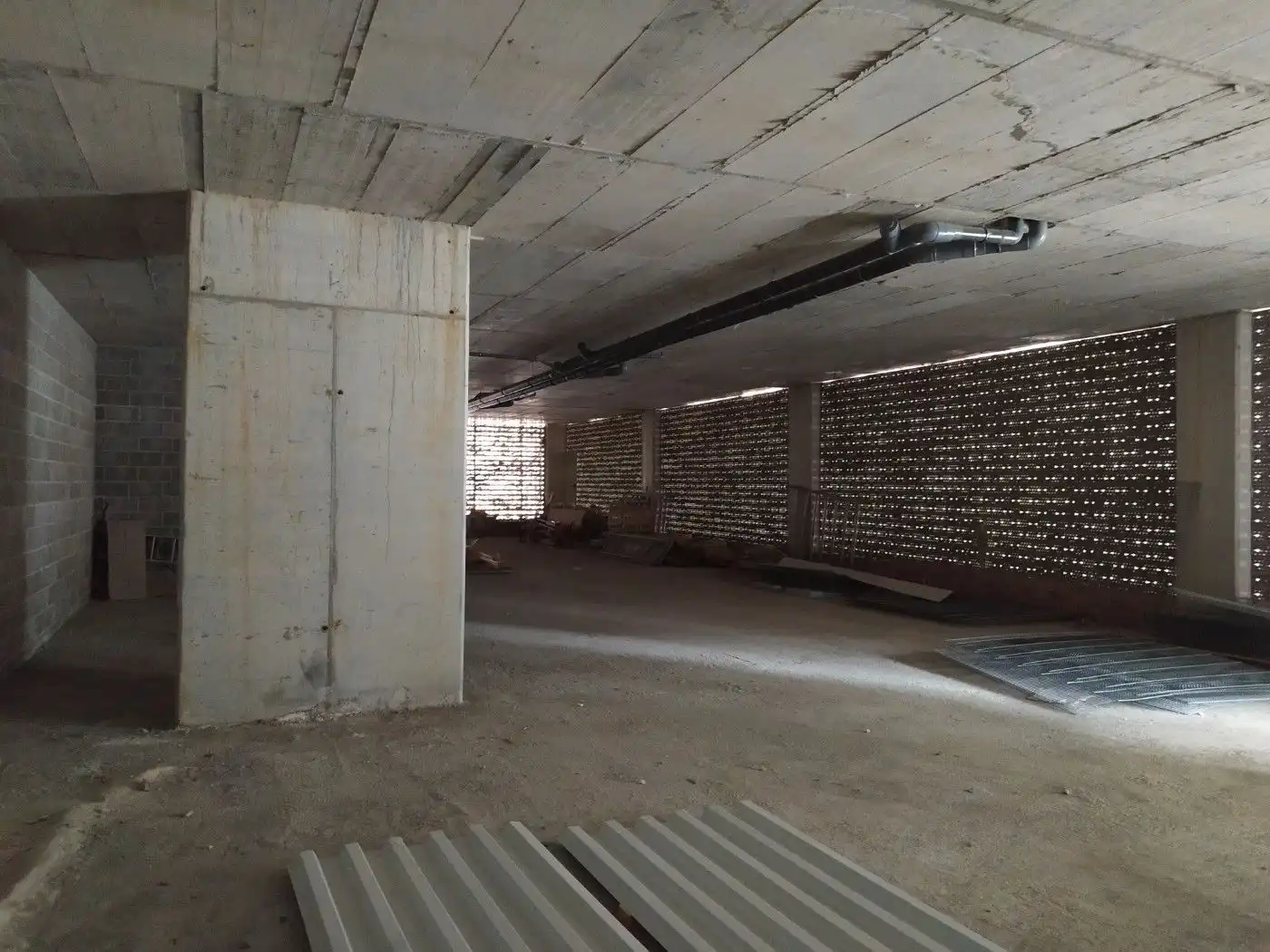 Commercial properties for sale in Carrer de Mossèn Andreu, La Gavarra