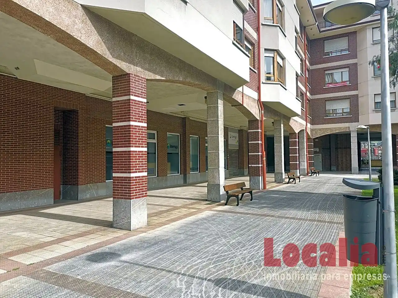 Locale commerciale in affitto a Burtzeña, imagen 3