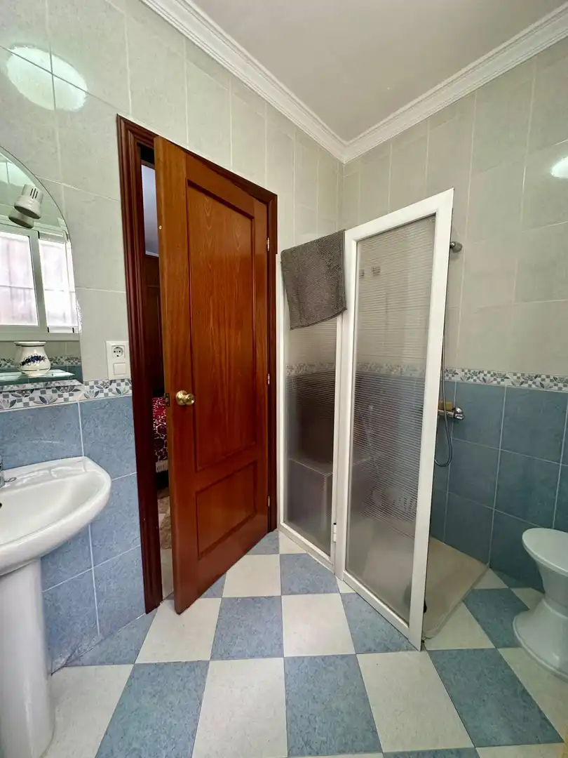 Bany de Casa o xalet en venda en Marchena