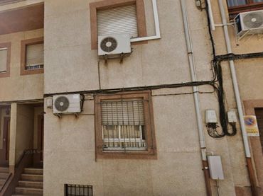 Adossat en venda a Pintor Zabaleta
