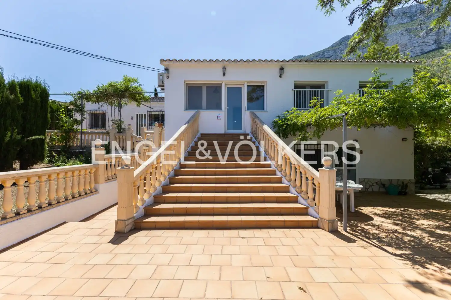 Vista exterior de Casa o chalet en venta en Dénia con Aire acondicionado, Calefacción y Jardín privado