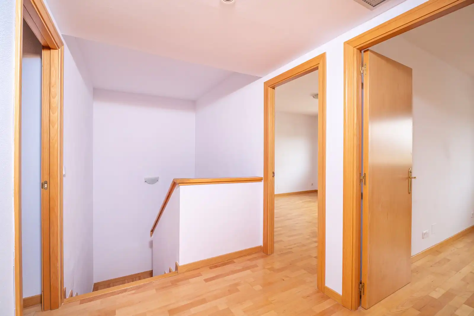 Flat for sale in Aranjuez  with Air Conditioner, Terrace and Storage room