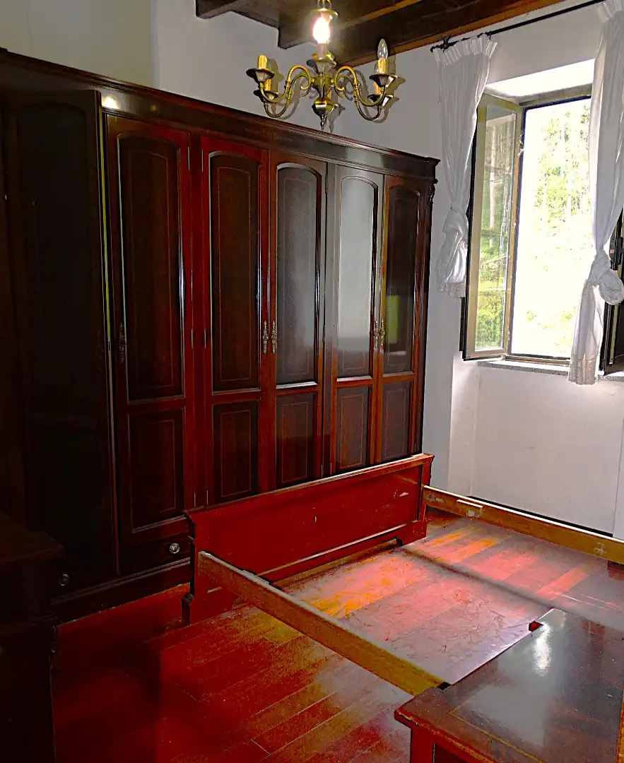 Dormitori de Finca rústica en venda en Ourol amb Calefacció, Jardí privat i Parquet