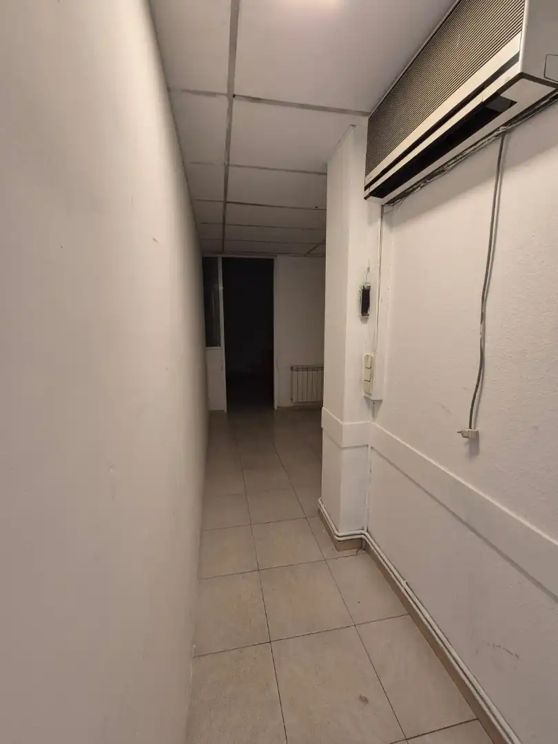 Business premises for sale in Avinguda dels Països Catalans, imagen 13