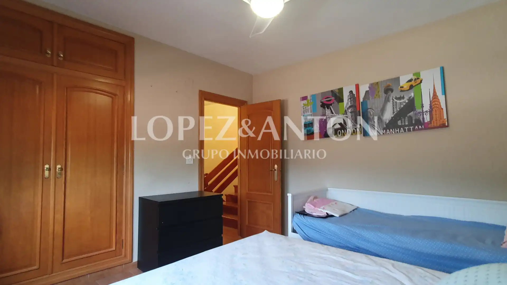 Houses for sale in L'Eliana  with Air Conditioner, Private garden and Terrace