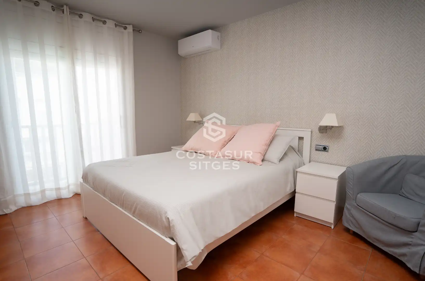 Dormitori de Casa adosada en venda en Sant Pere de Ribes amb Aire condicionat, Calefacció i Parquet