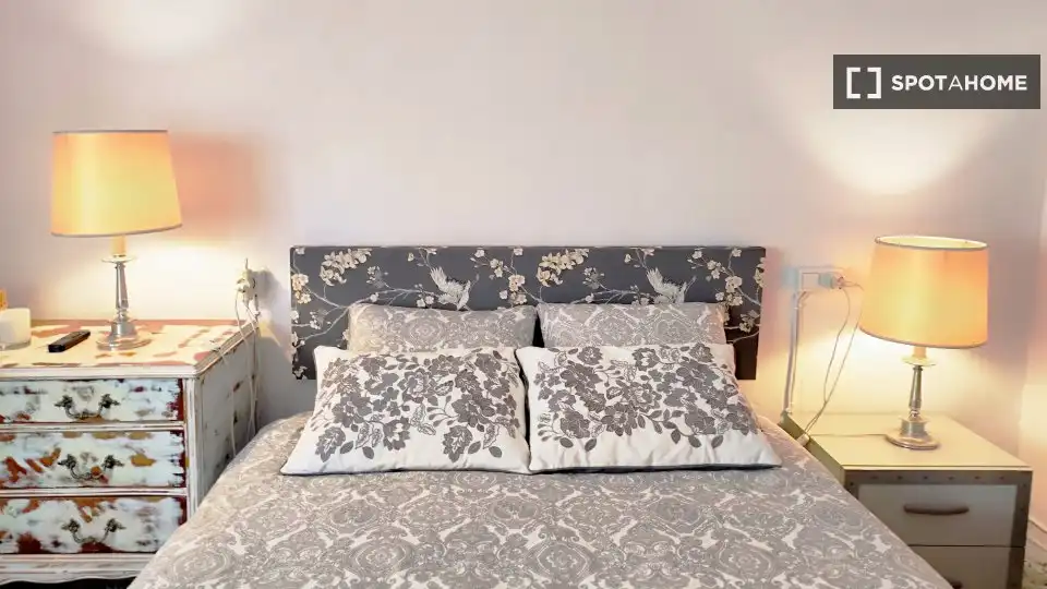 Bedroom of Flat for rent in Bolbaite  with Air Conditioner, Heating and Furnished