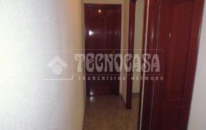 Foto 5 de Piso en venta en Pradolongo,  Madrid Capital