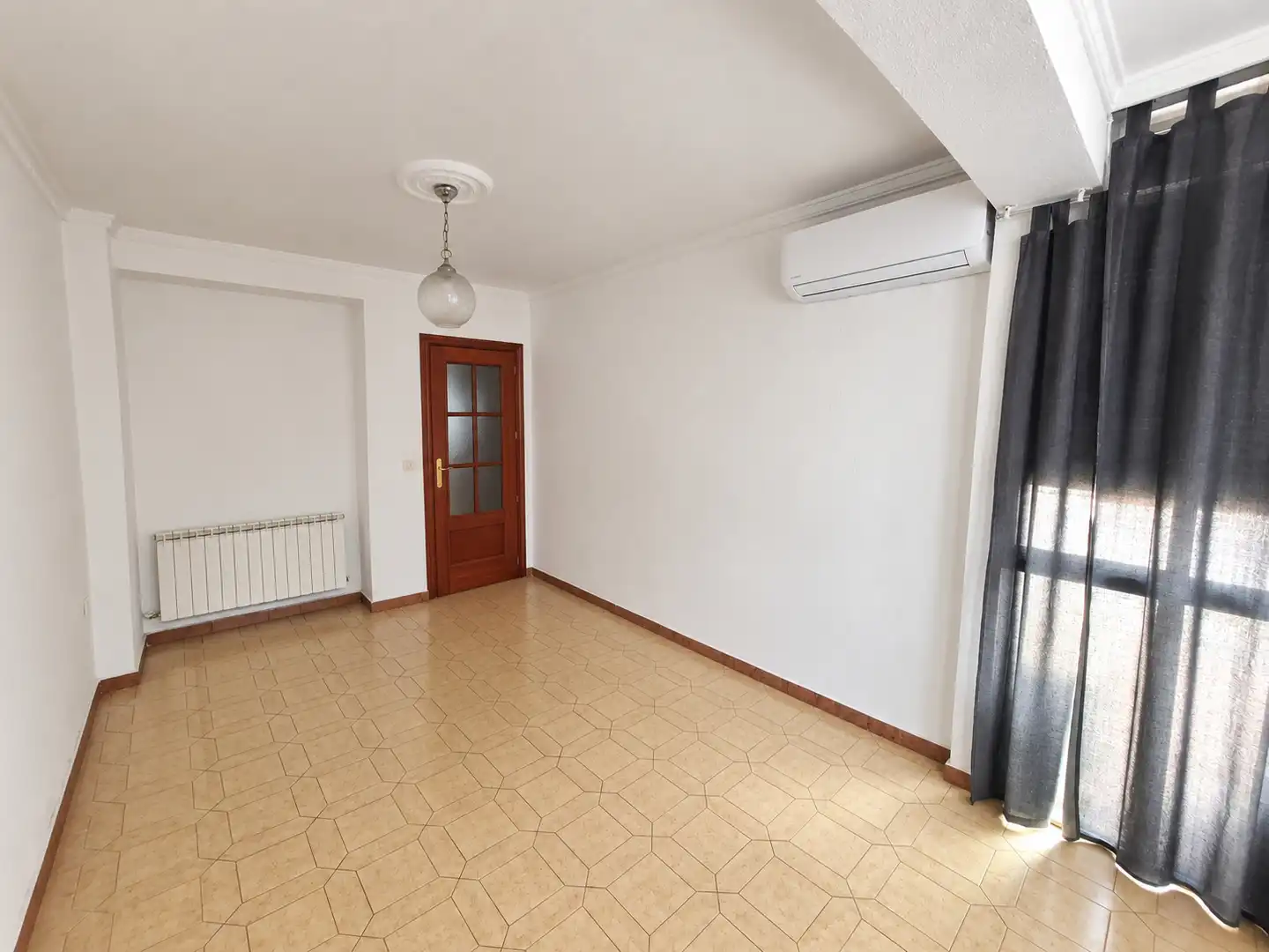 Sala de estar de Piso en venta en El Torreón - Los Ángeles - El Pilar