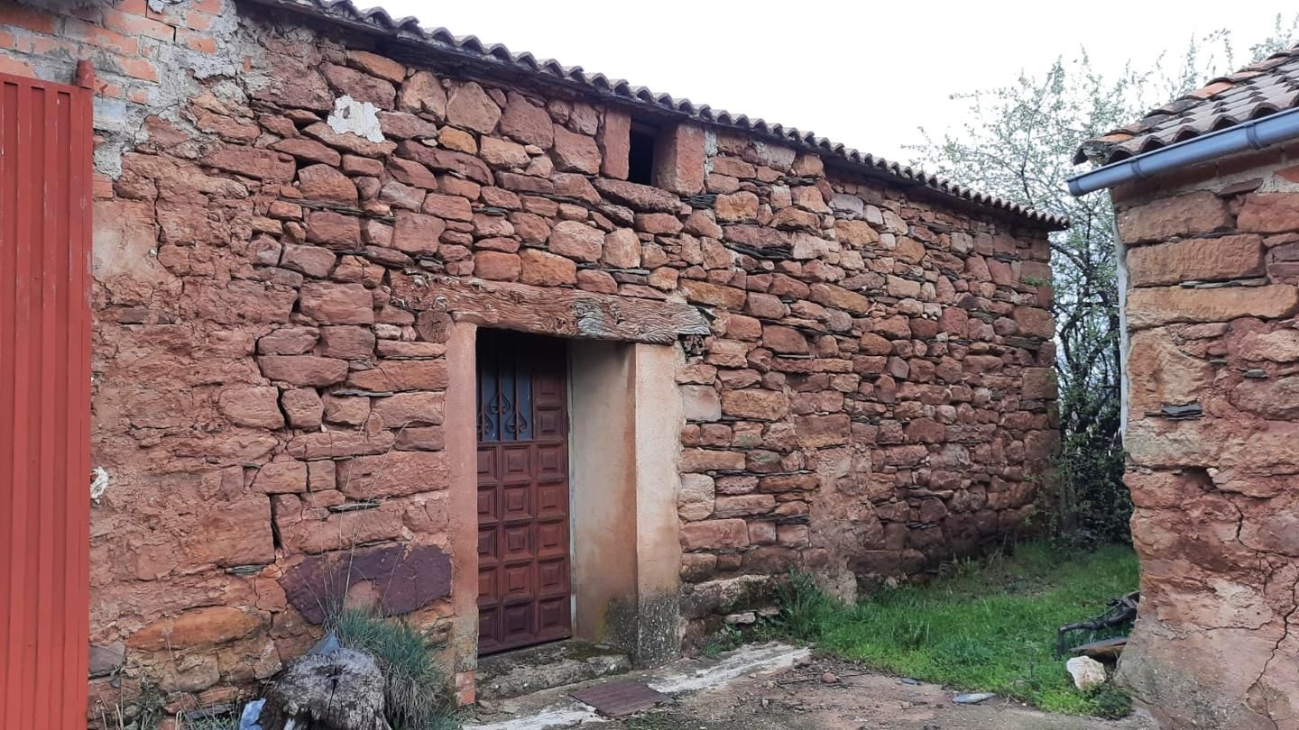 Außenansicht von Country house zum verkauf in Ujados