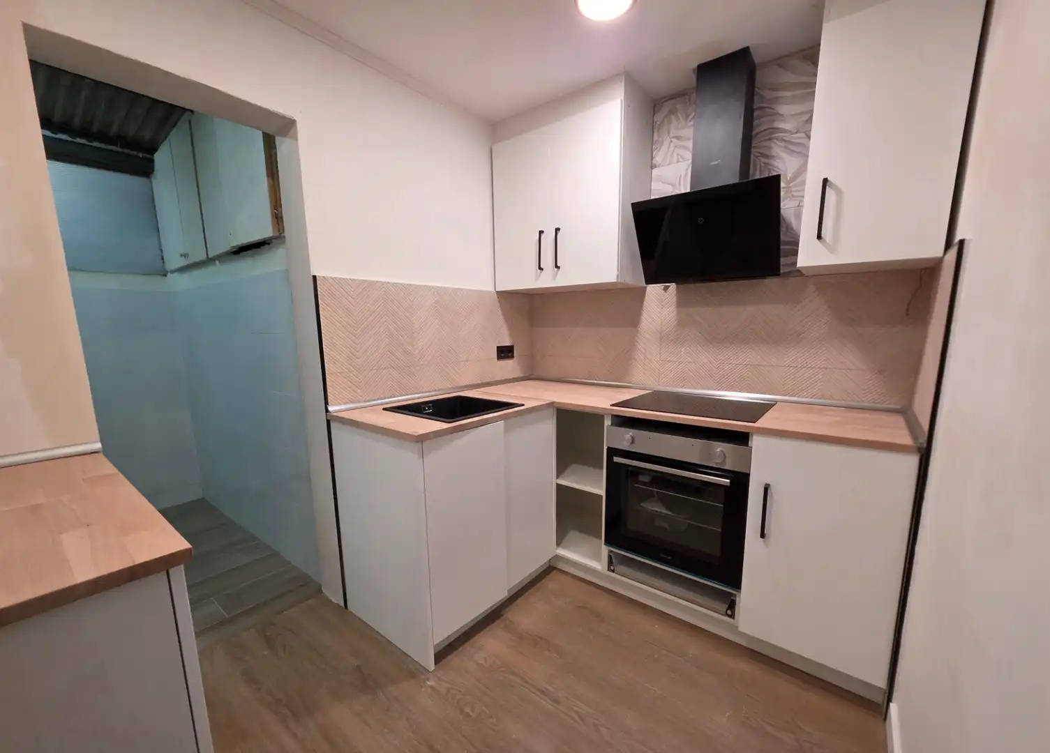 Kitchen of Flat for sale in Barcelona  with Air Conditioner and Heating