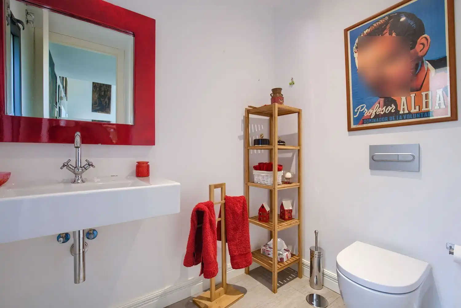 Bathroom of Country homes for sale in Jaraicejo  with Storage room and Community pool