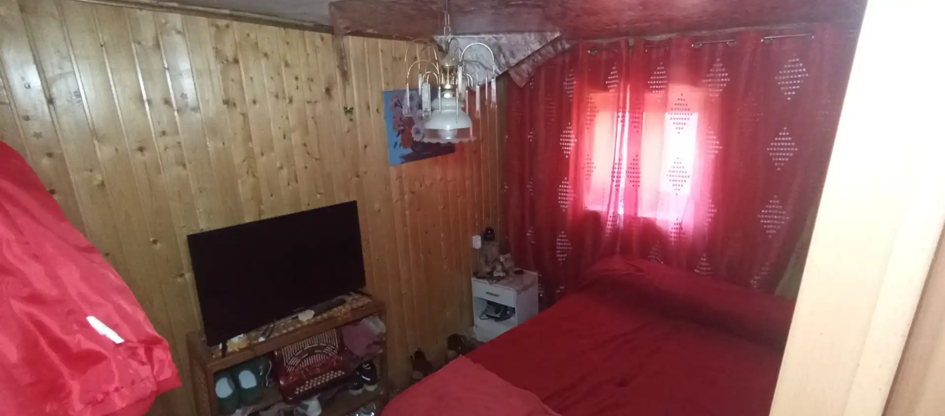 Habitación de Finca rústica en venta en Murias de Paredes con Calefacción, Jardín privado y Amueblado