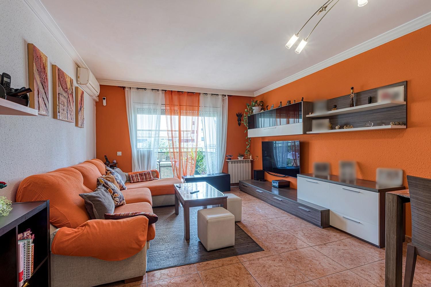 Living room of Flat for sale in Santa Margarida de Montbui  with Air Conditioner, Heating and Terrace