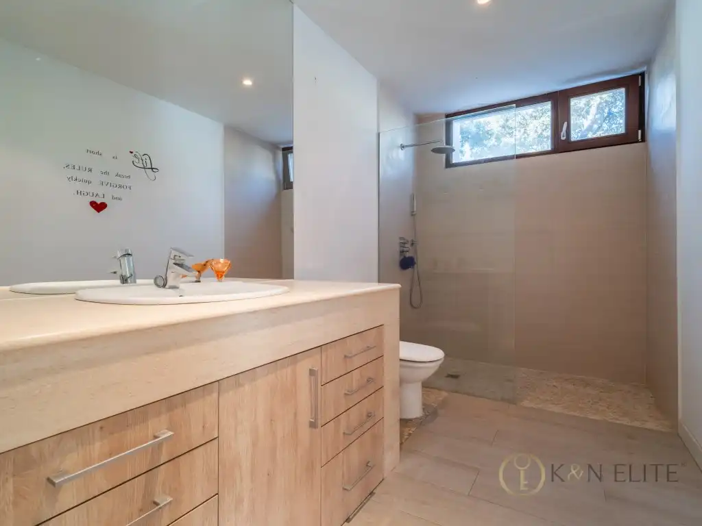 Detached house with pool for sale in Calle Castillo De Berlanga, imagen 24