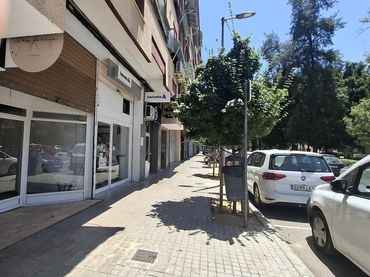 Local comercial en venda a Calle FRAY JUNIPERO SERRA