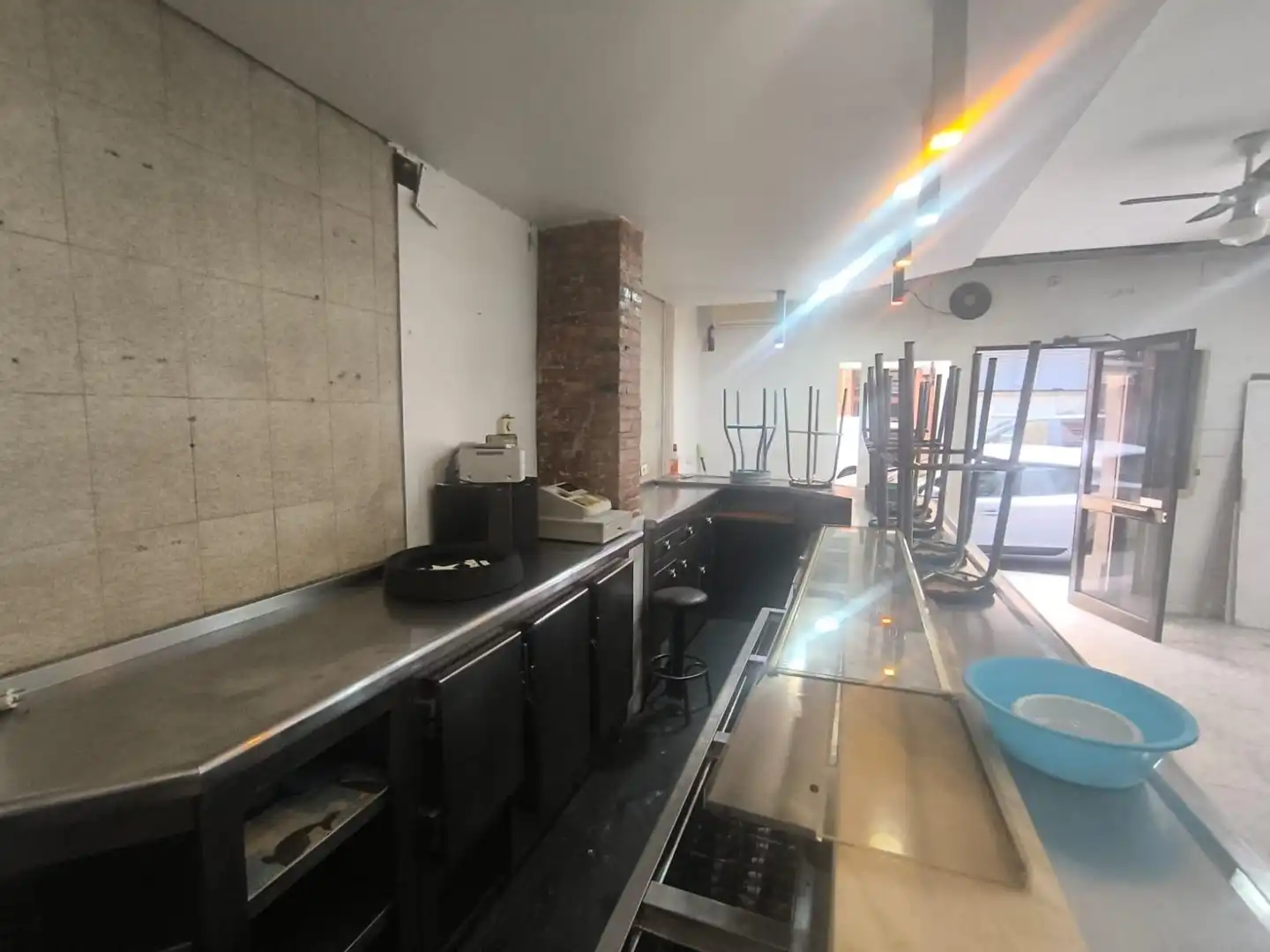 Local comercial de lloguer a Plaça Catalunya, imagen 3