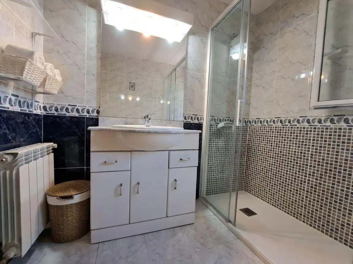 Baño de Casa o chalet en venta en Els Hostalets de Pierola con Calefacción, Jardín privado y Trastero