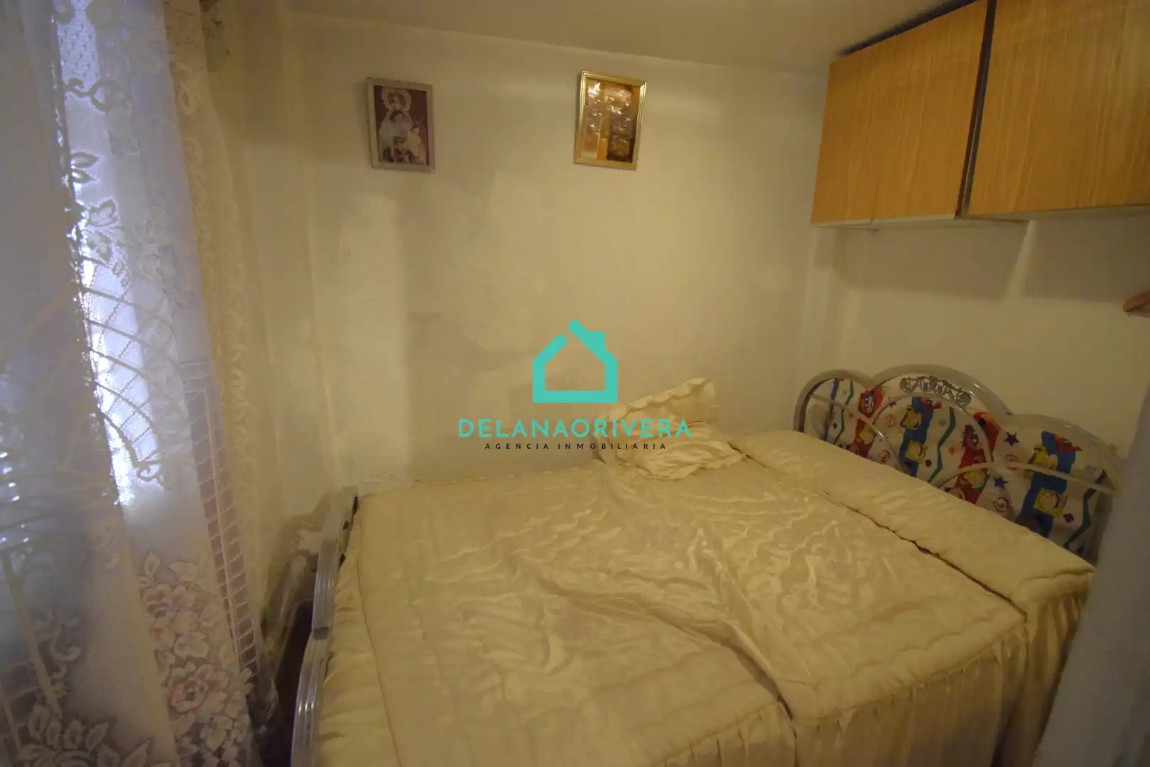 Schlafzimmer von Fabrikhallen zum Verkauf in Paracuellos de Jarama