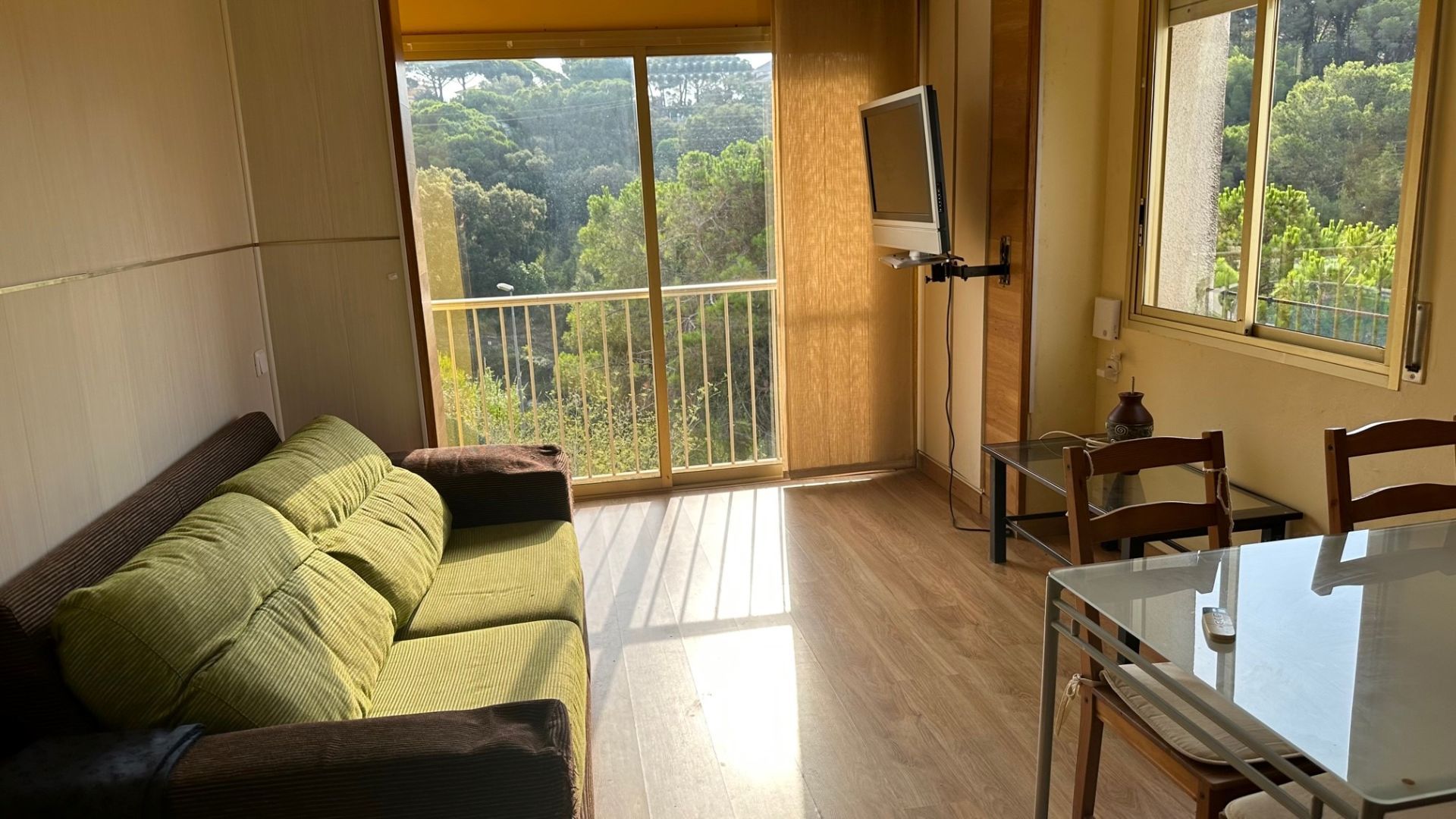 Living room of Apartment for sale in Lloret de Mar  with Heating, Furnished and Community pool
