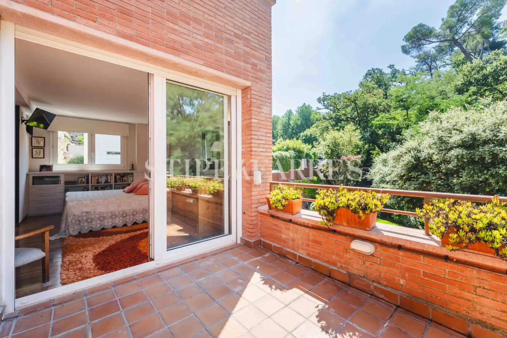 Garten von Haus oder Chalet zum Verkauf in Barcelona mit Klimaanlage, Heizung und Privatgarten