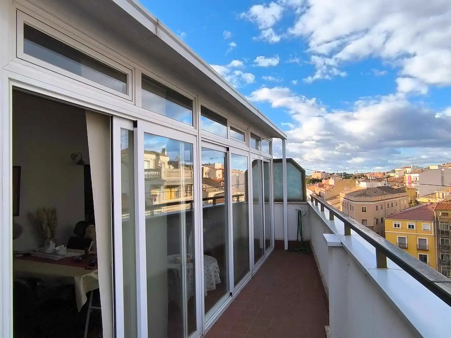 Terraza de Ático en venta en Cuenca con Calefacción, Parquet y Terraza