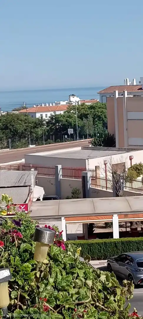 Vista exterior de Pis en venda en Torremolinos amb Aire condicionat, Calefacció i Jardí privat