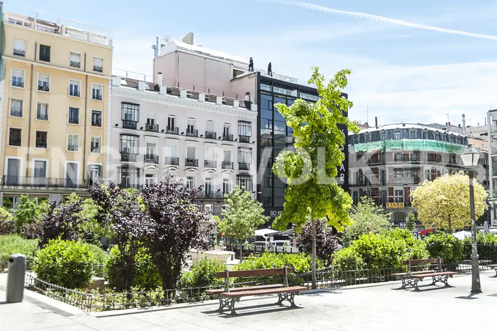 Außenansicht von Dachboden zum Verkauf in Madrid mit Klimaanlage, Heizung und Parkett