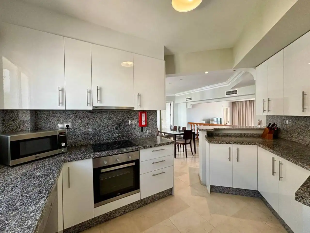 Kitchen of Flat for rent in Marbella  with Air Conditioner, Heating and Terrace