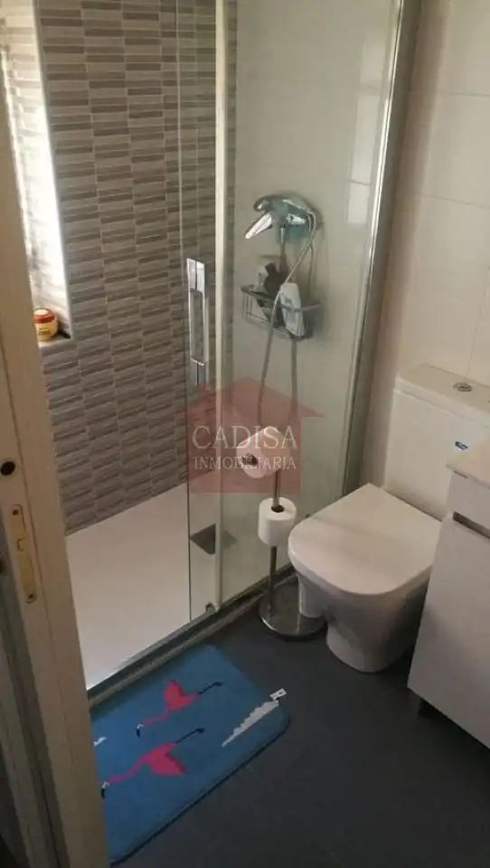 Baño de Piso de alquiler en Salamanca con Calefacción, Parquet y Trastero