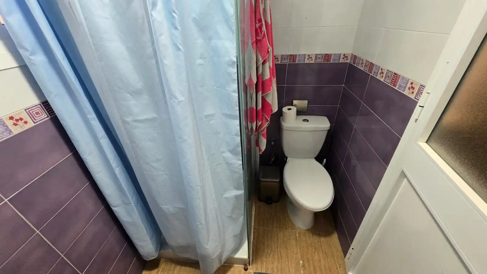 Bathroom of Houses for sale in Alhaurín de la Torre  with Air Conditioner, Private garden and Storage room