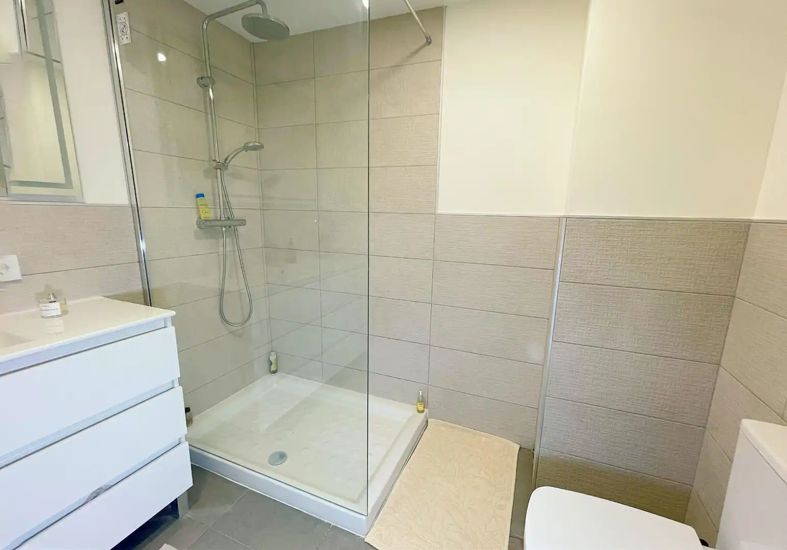 Bany de Casa o xalet en venda en El Puerto de Santa María amb Terrassa, Moblat i Piscina comunitària