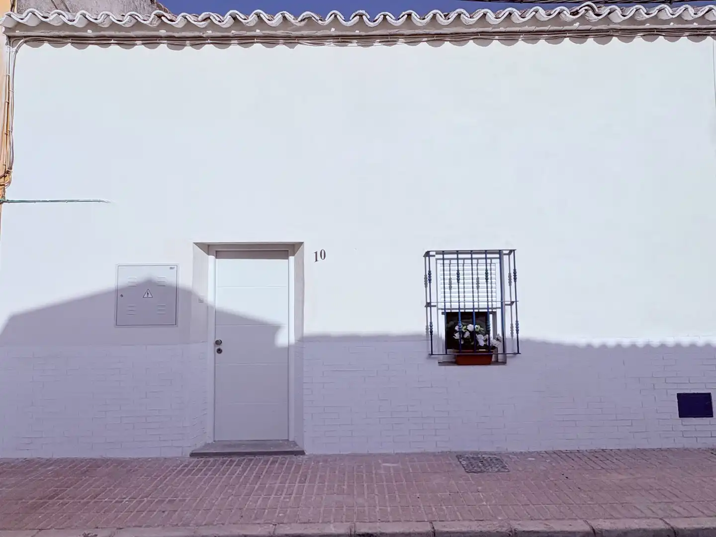 Vista exterior de Casa o xalet en venda en Humilladero amb Aire condicionat, Terrassa i Piscina