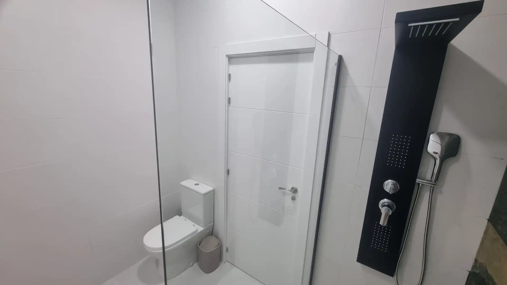 Baño de Estudio en venta en Arona con Aire acondicionado, Amueblado y Horno