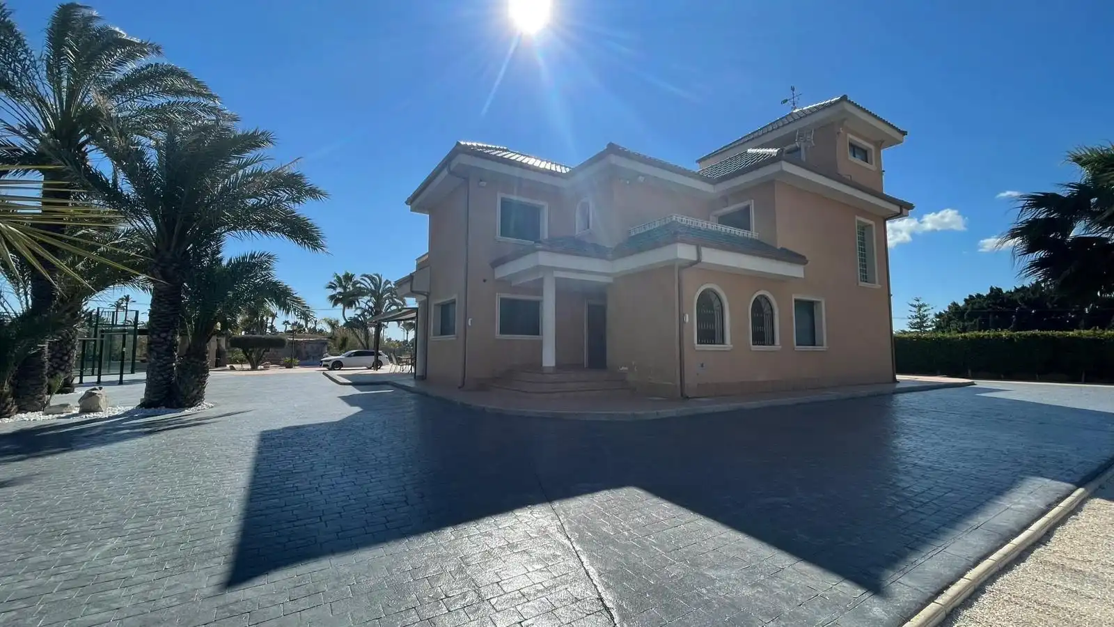 Außenansicht von Haus oder Chalet zur Miete in Elche / Elx mit Klimaanlage, Heizung und Privatgarten