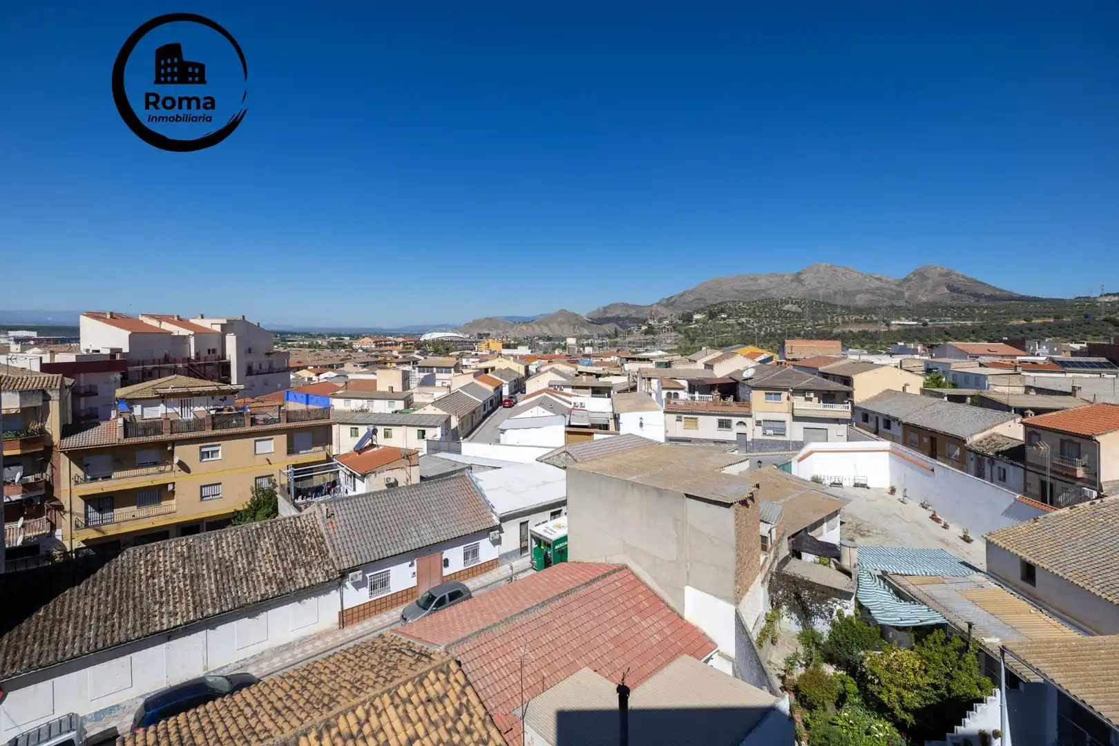 Vista exterior de Piso en venta en Atarfe con Balcón