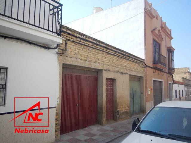 Nave industrial en Venta en Las Cabezas de San Juan