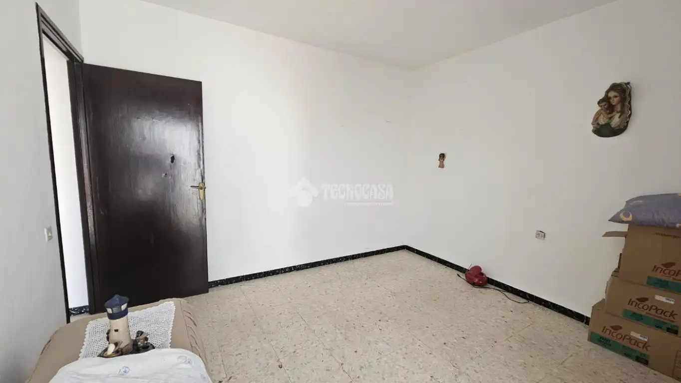 Casa aparellada amb terrassa en venda a Villanueva del Ariscal, imagen 21