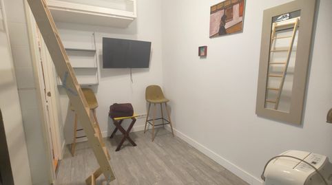 Foto 3 de Piso en venta en Calle del Olivar, Embajadores - Lavapiés, Madrid Capital