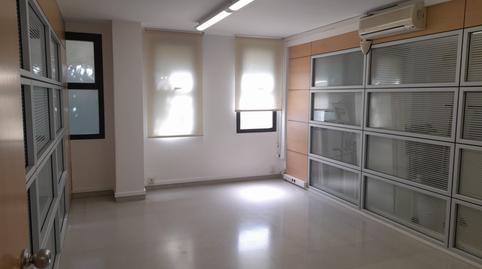 Foto 5 de Oficina de alquiler en Lluis Companys, Torreblanca, Barcelona