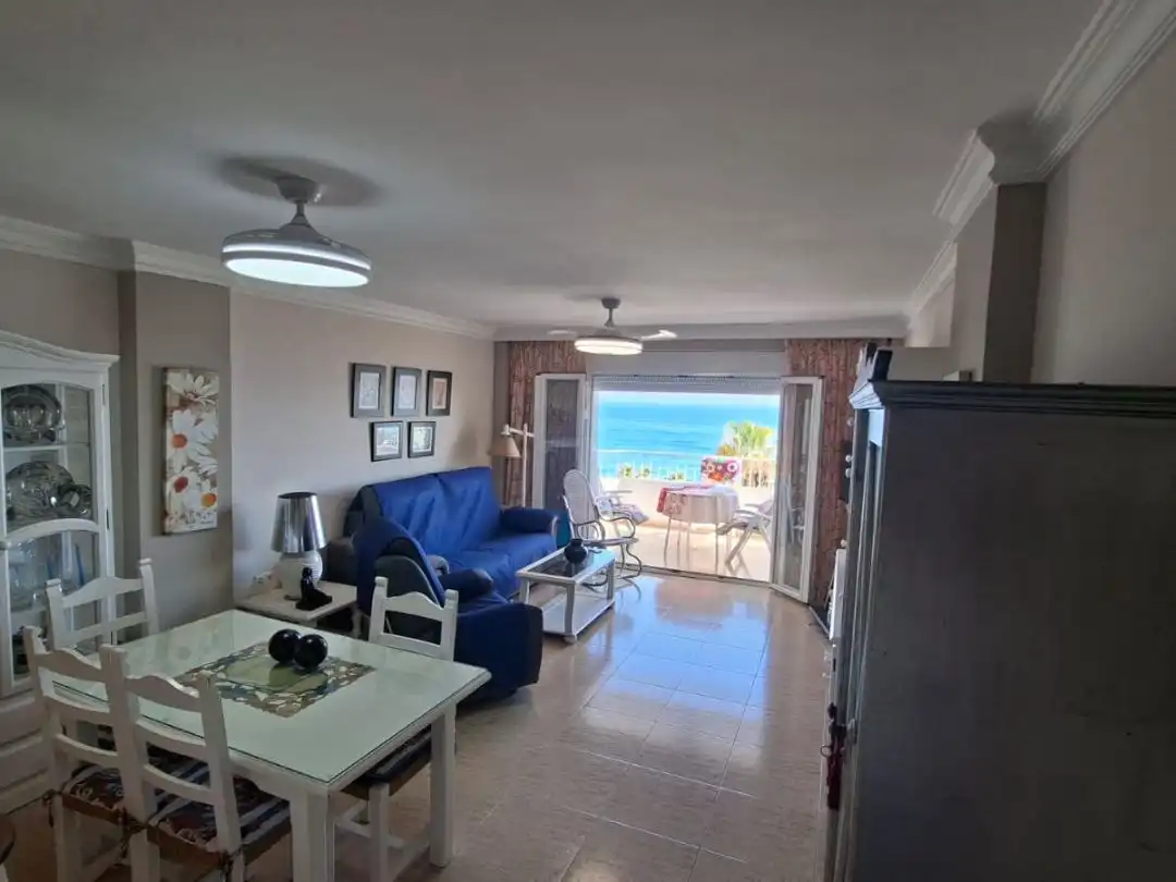 Living room of Flat for rent in Almuñécar  with Terrace, Furnished and Oven