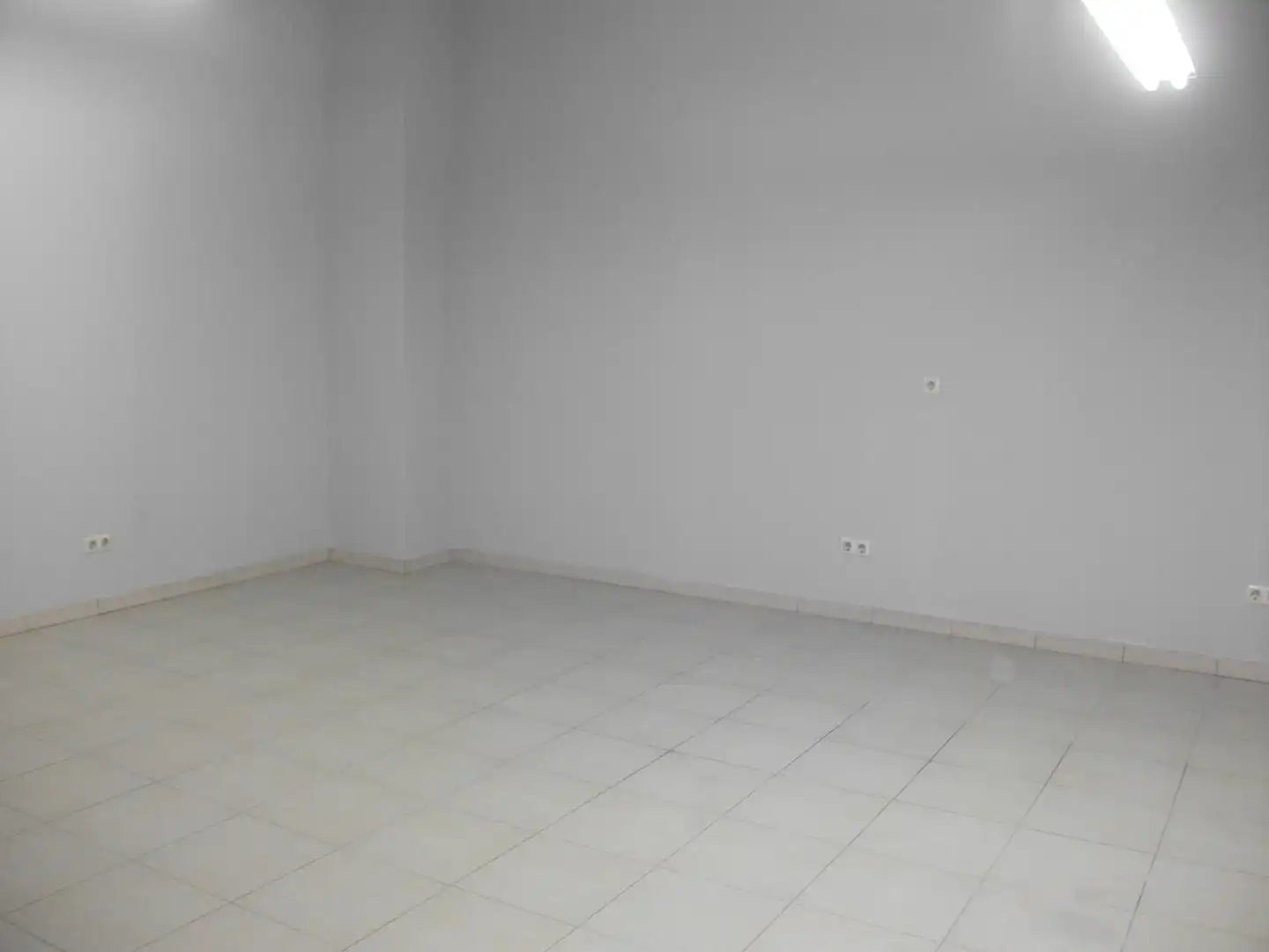 Local comercial en venda a Avenida da Gran Vía, imagen 6