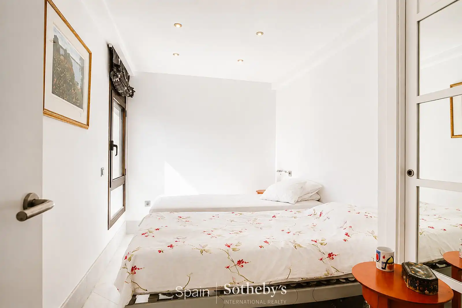 Habitación de Dúplex en venta en Sitges con Aire acondicionado, Calefacción y Terraza