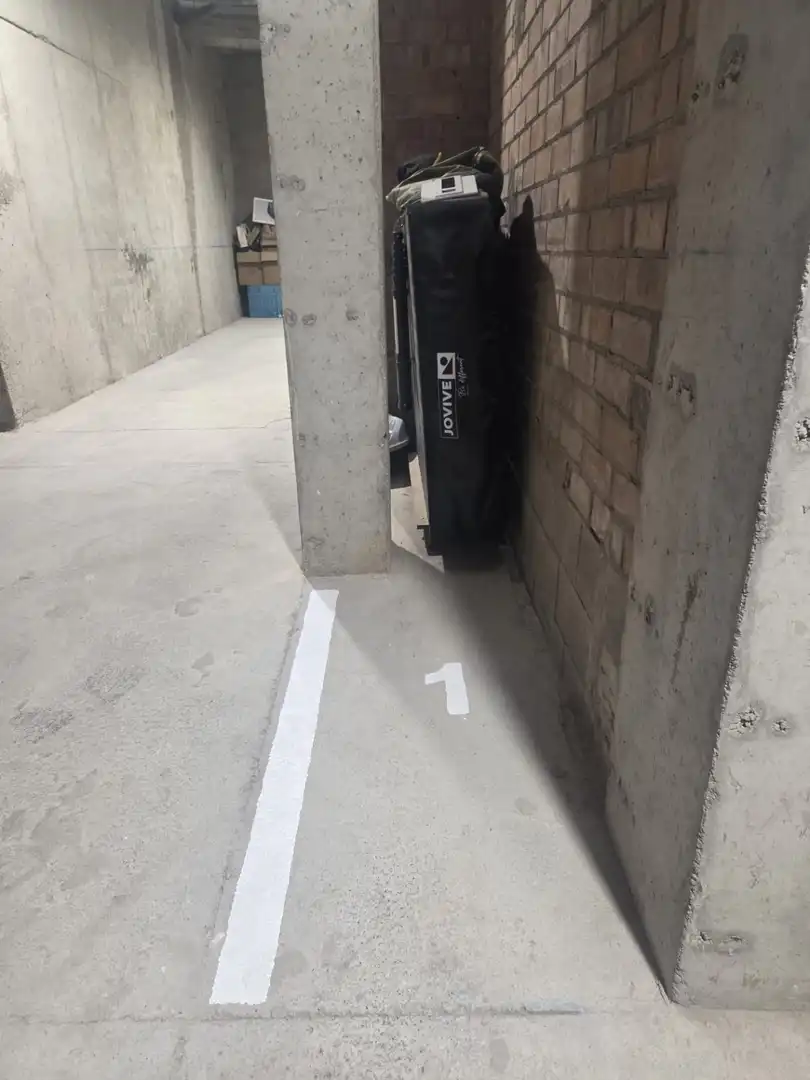 Motorradstellplatz zur Miete in SANT CARLES