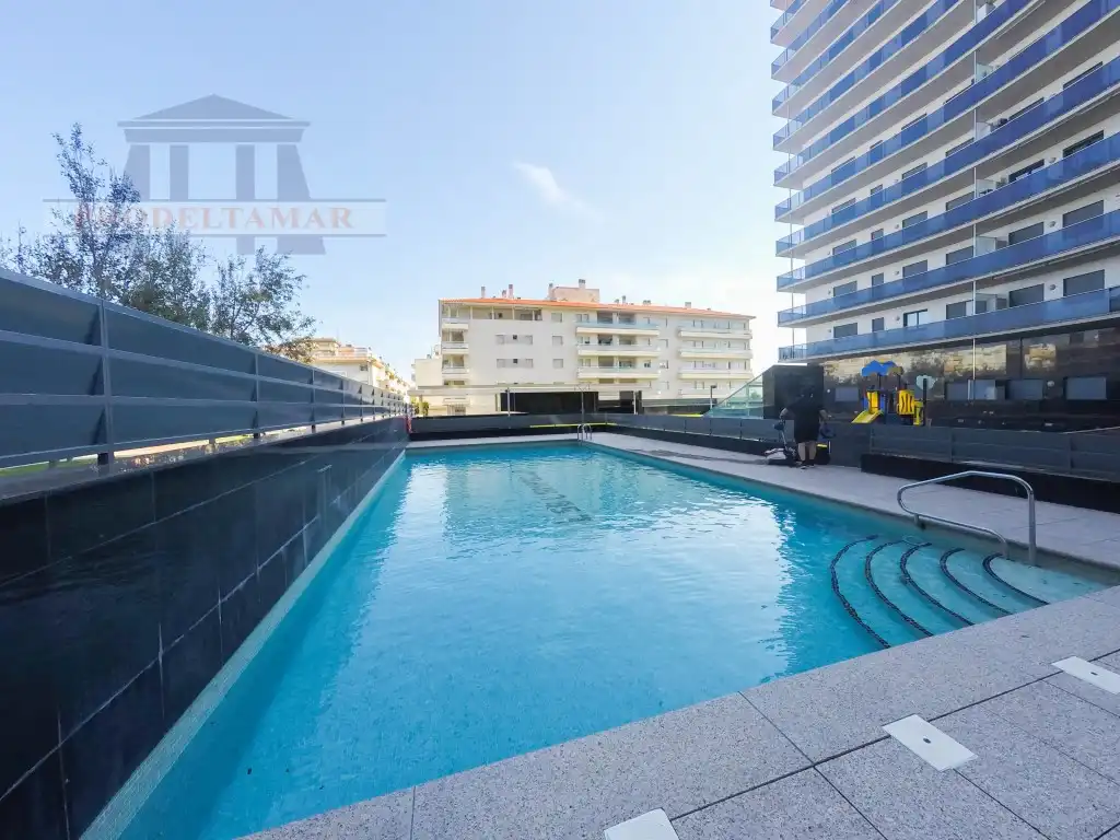 Piscina de Apartament en venda en L'Ampolla amb Balcó