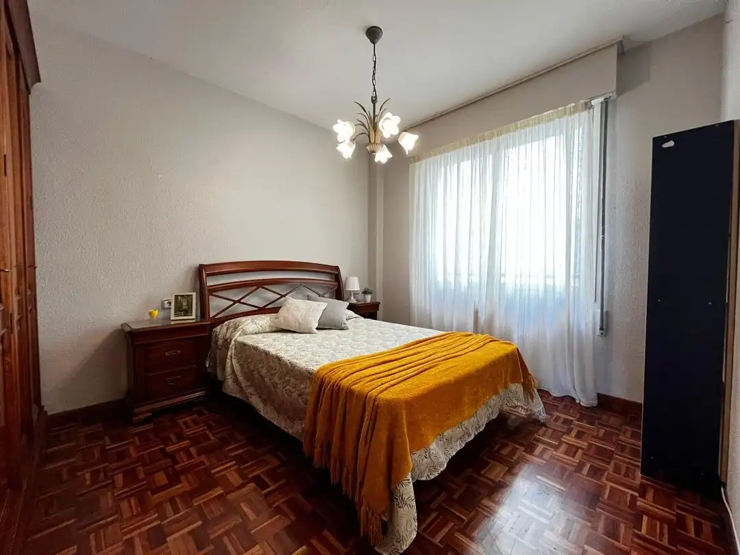 Habitación de Piso en venta en Barañáin / Barañain con Calefacción y Balcón